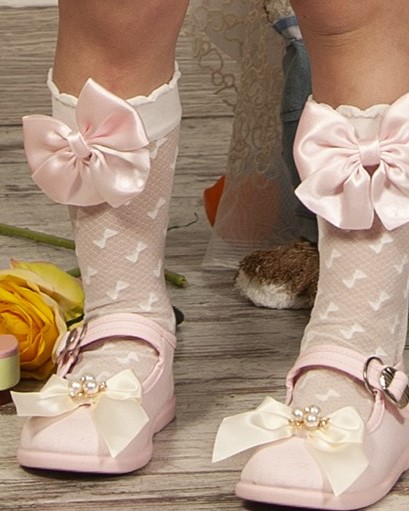 PINK SHOES WITH BOW